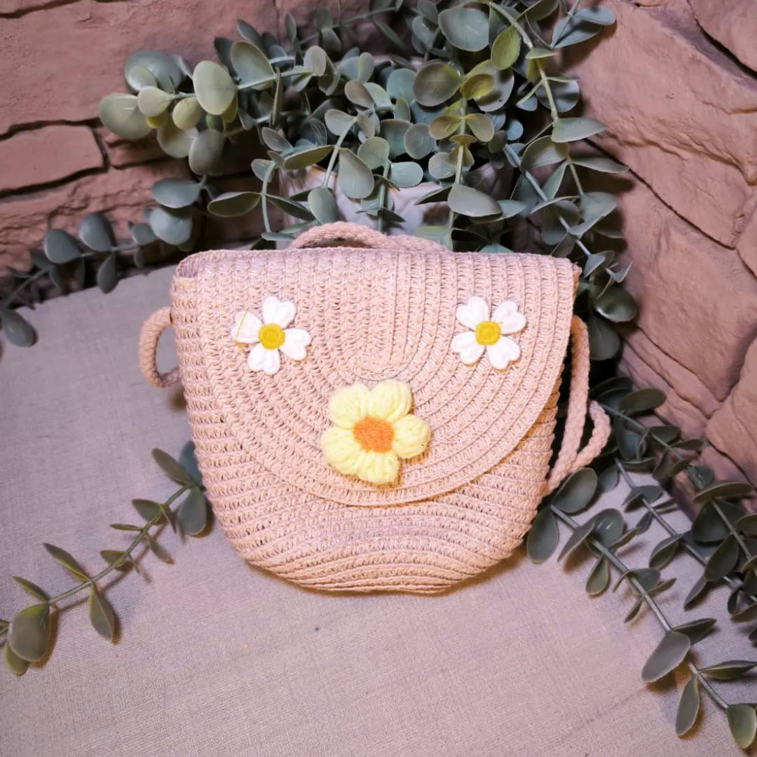 ✨ Bolso tejido con decoración 🌸