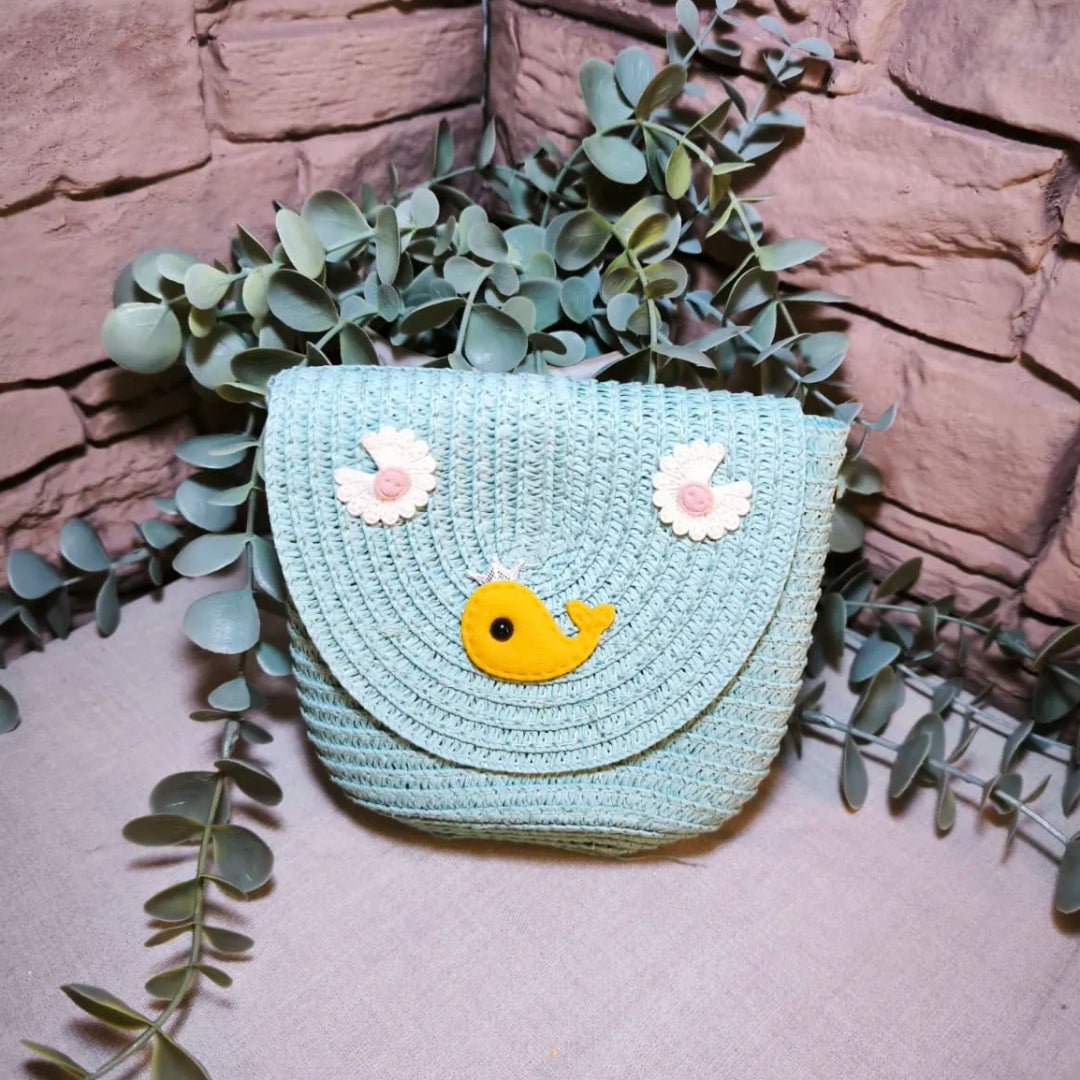 ✨ Bolso tejido con decoración 🌸